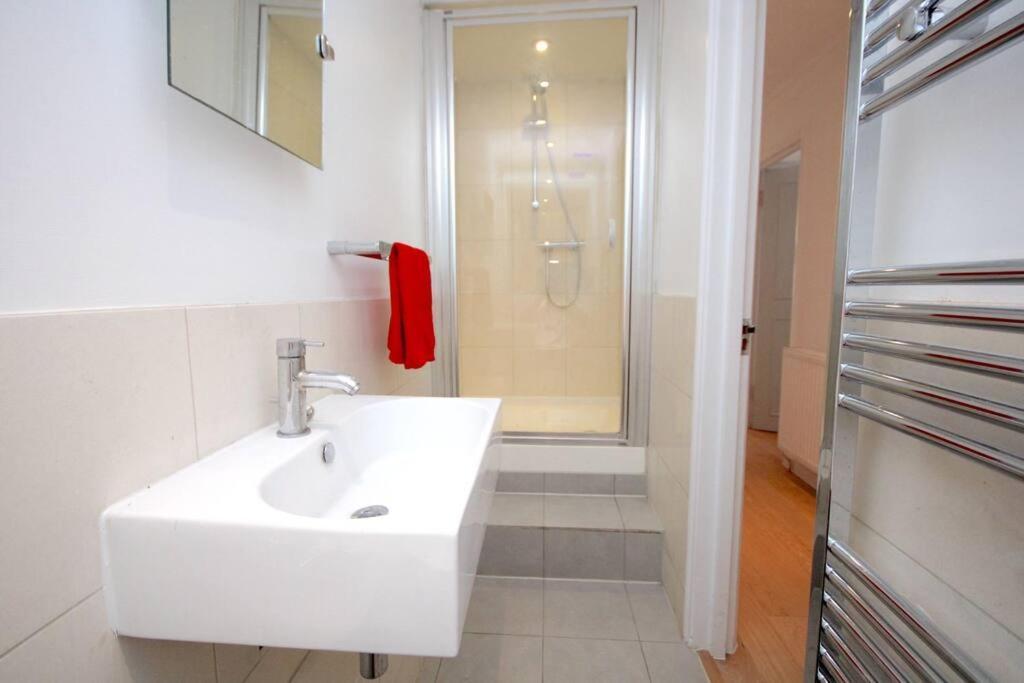 South Kensington Flat Close To Hyde Park London Exterior photo